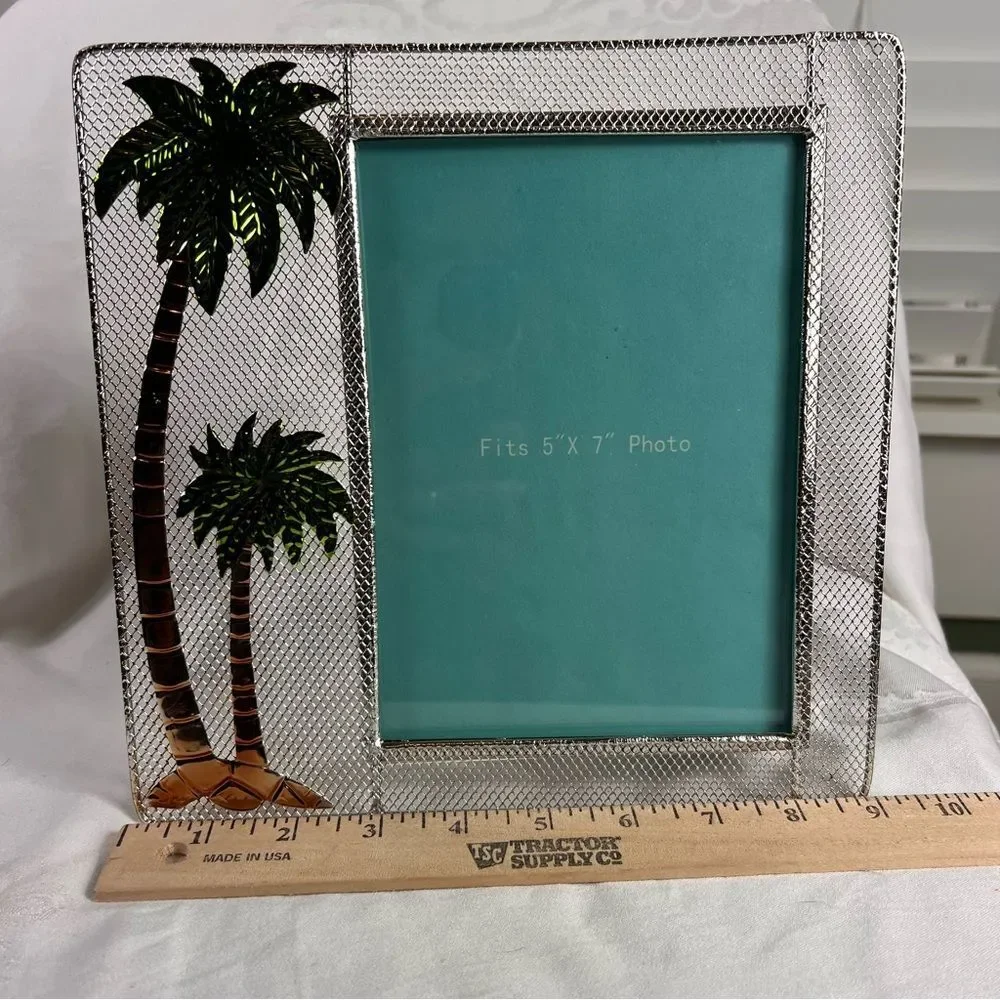Metal Shiny Tropical Palm Tree Photo Frame 5x7 Silver Green Vacation Memories